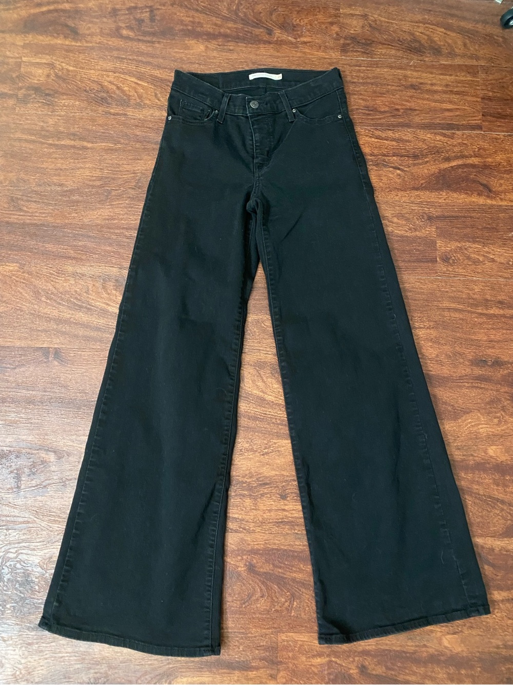 Levi’s Black shaping Wide-Leg Women’s Jeans